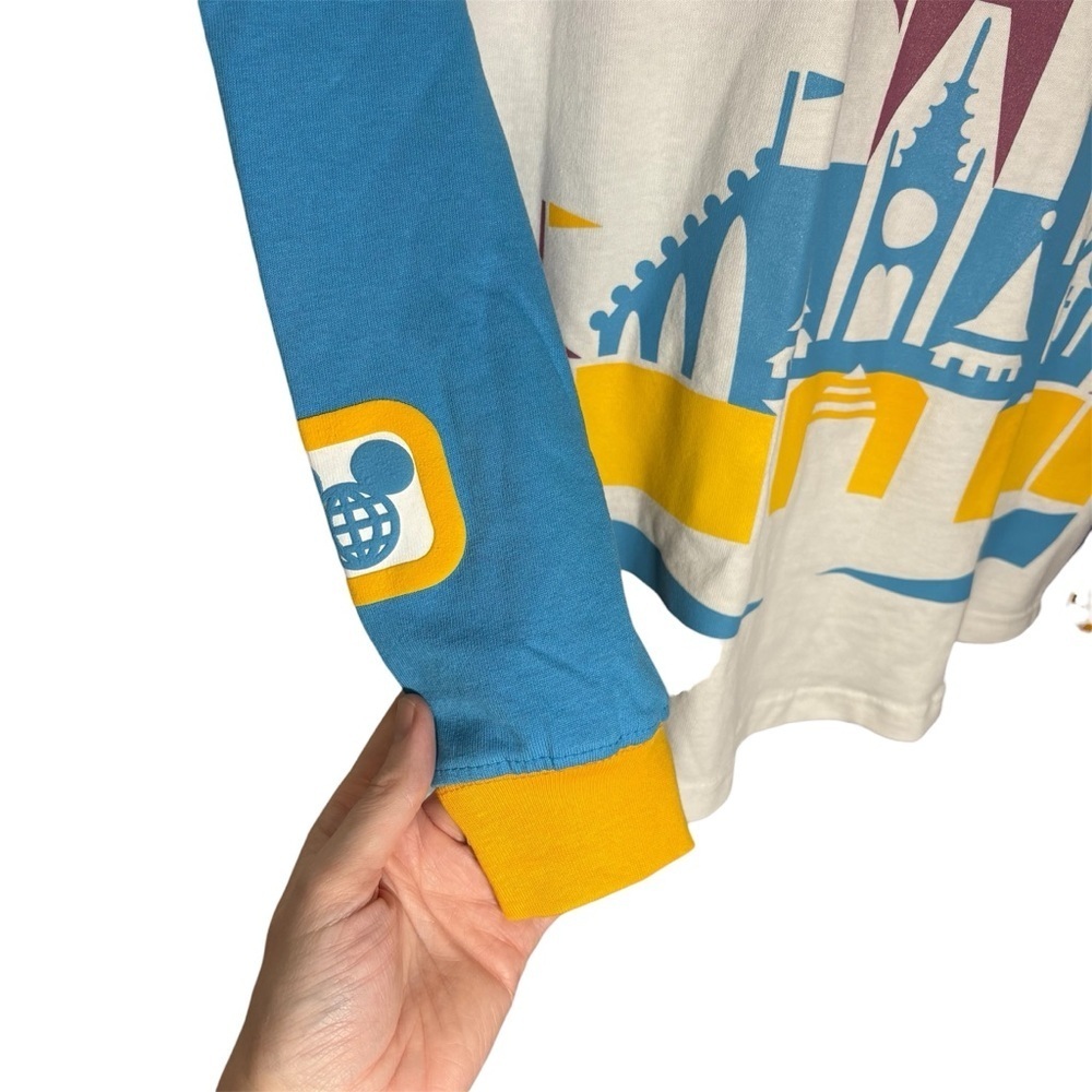 Walt Disney World Castle Vault Collection Spirit Jersey Large - Picture 4 of 6